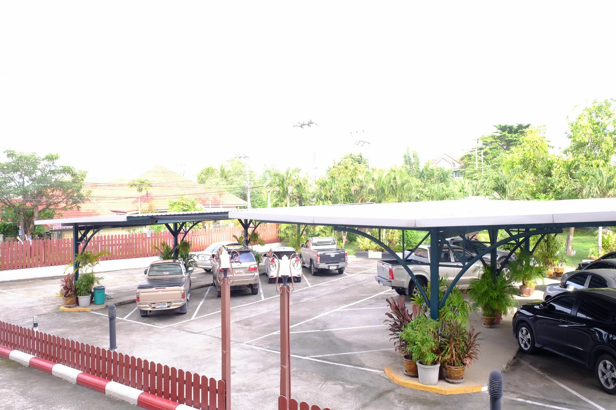 Banchang Apartment And Hotel Rayong Exterior foto